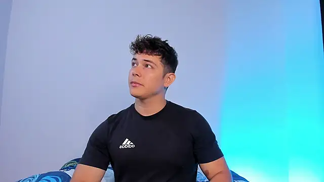 Snapshot of Alan_hadid1 chatting on September 2025 10:02:02 PM Alan hadid1 online show from September 2025 10:02:02 PM