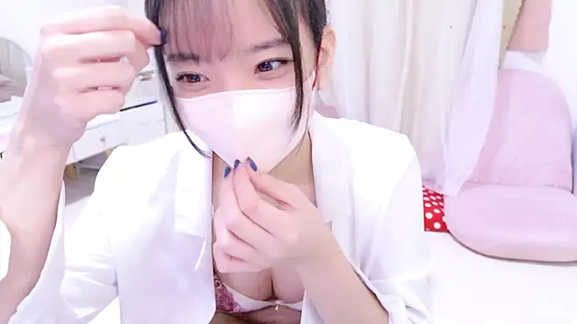 -Yuria- online show from January 2025 01:41:01 AM