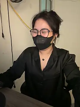 Snapshot of Jenni_nana chatting on December 2024 01:49:01 PM Jenni nana online show from December 2024 01:49:01 PM