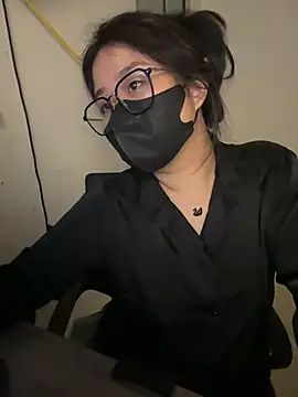 Snapshot of Jenni_nana chatting on December 2024 08:11:01 PM Jenni nana online show from December 2024 08:11:01 PM