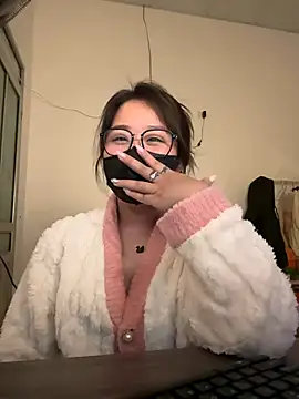 Snapshot of Jenni_nana chatting on December 2024 11:44:01 AM Jenni nana online show from December 2024 11:44:01 AM