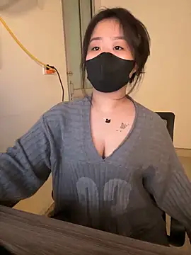 Snapshot of Jenni_nana chatting on December 2024 11:29:01 AM Jenni nana online show from December 2024 11:29:01 AM