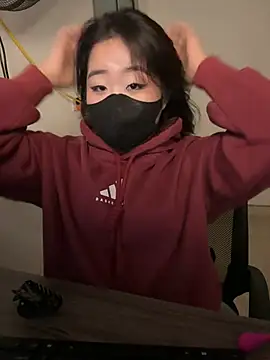 Snapshot of Jenni_nana chatting on December 2024 04:31:02 AM Jenni nana online show from December 2024 04:31:02 AM