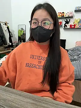 Snapshot of Jenni_nana chatting on February 2025 02:37:02 PM Jenni nana online show from February 2025 02:37:02 PM