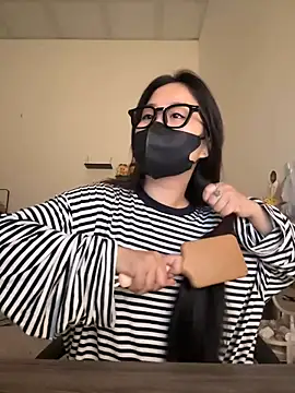 Snapshot of Jenni_nana chatting on October 2025 05:49:01 AM Jenni nana online show from October 2025 05:49:01 AM