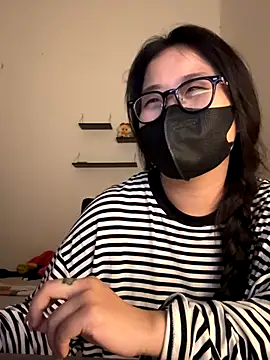 Snapshot of Jenni_nana chatting on October 2025 05:54:01 PM Jenni nana online show from October 2025 05:54:01 PM