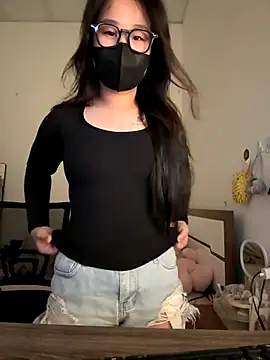 Snapshot of Jenni_nana chatting on October 2025 05:17:02 AM Jenni nana online show from October 2025 05:17:02 AM