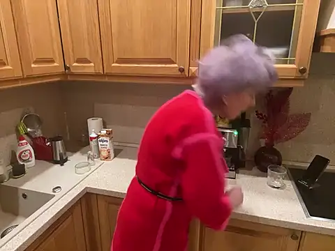 Snapshot of Lolly_Polina chatting on February 2025 03:31:02 PM Lolly Polina online show from February 2025 03:31:02 PM