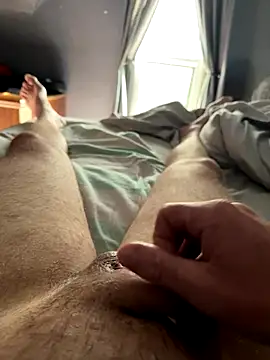 Snapshot of Tyler98425 chatting on October 2025 03:01:02 PM Tyler98425 online show from October 2025 03:01:02 PM