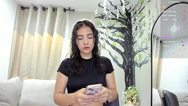 Snapshot of Miranda_doll_ chatting on May 2026 12:26:02 PM Miranda doll online show from May 2026 12:26:02 PM