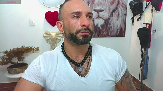 mr maik online show from March 2025 07:49:02 PM