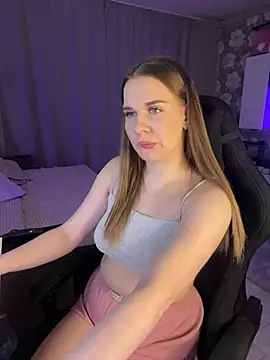 Lexi noah online show from March 2025 07:36:01 PM