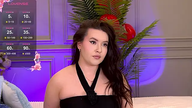 TrishaWinslet online show from February 2025 02:55:02 AM