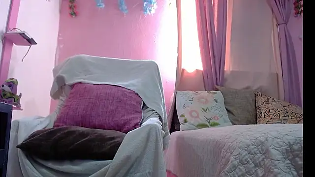 KeillyDiaz online show from January 2026 06:44:02 PM