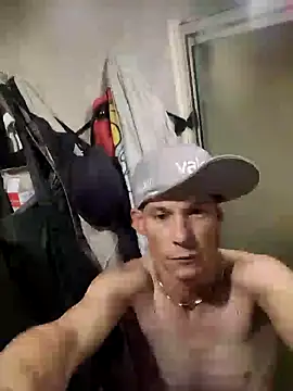 Snapshot of ILUV2TUCHMYKITTY chatting on September 2025 12:17:01 PM ILUV2TUCHMYKITTY online show from September 2025 12:17:01 PM