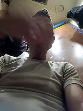 Snapshot of ILUV2TUCHMYKITTY chatting on September 2025 09:34:01 AM ILUV2TUCHMYKITTY online show from September 2025 09:34:01 AM