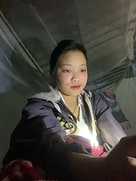 chaomay796xo online show from December 2024 01:33:02 PM