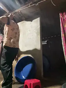 chaomay796xo online show from March 2025 10:37:02 AM