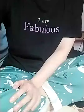 ngoclothingoc9en online show from March 2025 12:05:02 AM