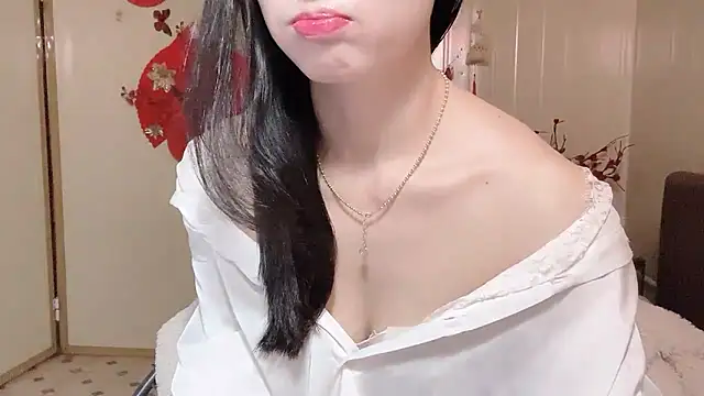 Snapshot of LinhChi_9x chatting on July 2026 12:18:02 AM LinhChi 9x online show from July 2026 12:18:02 AM