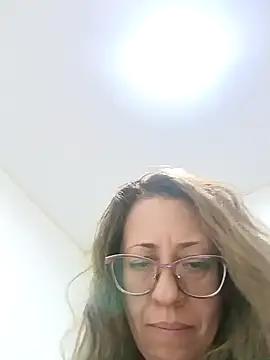 Snapshot of miss_hanna07 chatting on February 2025 12:04:01 AM miss hanna07 online show from February 2025 12:04:01 AM