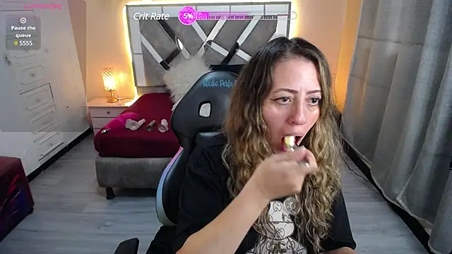 Snapshot of miss_hanna07 chatting on February 2025 01:22:01 PM miss hanna07 online show from February 2025 01:22:01 PM