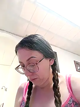 miss hanna07 online show from April 2026 04:11:02 PM