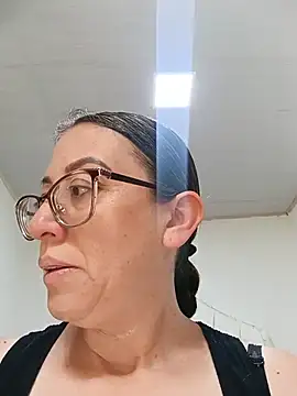 Snapshot of miss_hanna07 chatting on June 2026 04:56:01 PM miss hanna07 online show from June 2026 04:56:01 PM