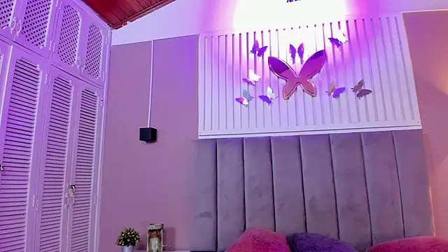 Snapshot of diosa_cristal chatting on January 2025 03:23:02 AM diosa cristal online show from January 2025 03:23:02 AM