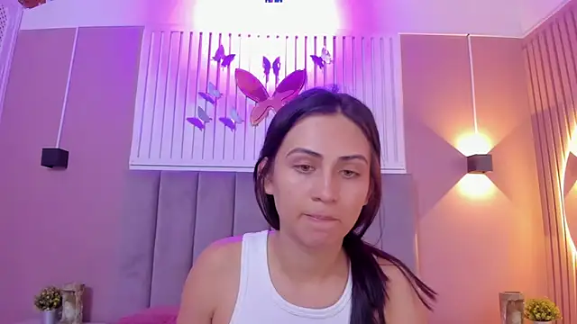 Snapshot of diosa_cristal chatting on January 2025 03:16:01 AM diosa cristal online show from January 2025 03:16:01 AM