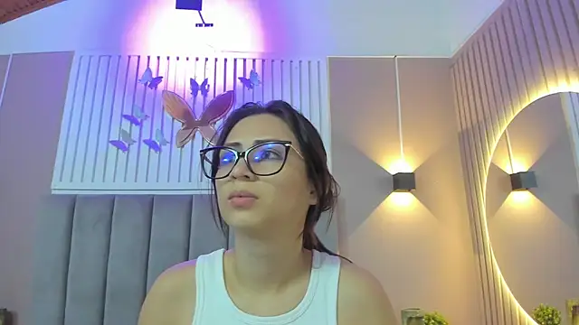 Snapshot of diosa_cristal chatting on February 2025 03:19:01 AM diosa cristal online show from February 2025 03:19:01 AM