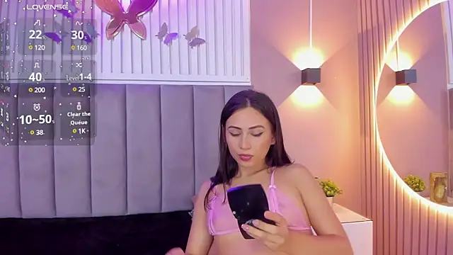 Snapshot of diosa_cristal chatting on February 2025 06:54:01 AM diosa cristal online show from February 2025 06:54:01 AM