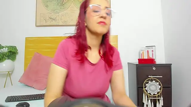 Snapshot of jadde13_ chatting on February 2025 07:48:02 PM jadde13 online show from February 2025 07:48:02 PM