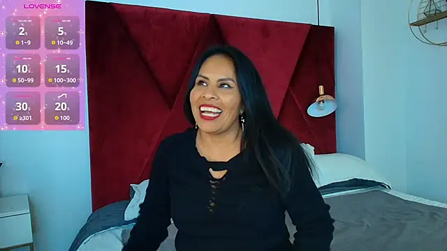Snapshot of Anthonelaa__ chatting on June 2026 08:20:02 PM Anthonelaa online show from June 2026 08:20:02 PM