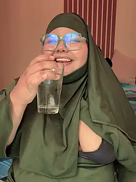  Shara Handal  online show from March 2025 10:33:02 AM