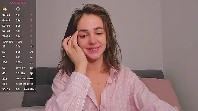 JudyAngil online show from December 2025 06:07:01 AM