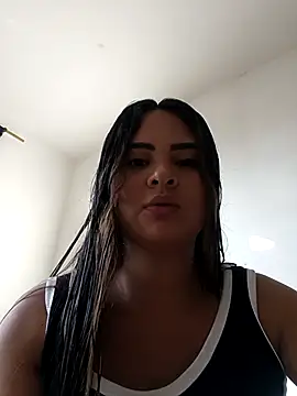 sexy-latin10 online show from February 2026 12:01:02 PM