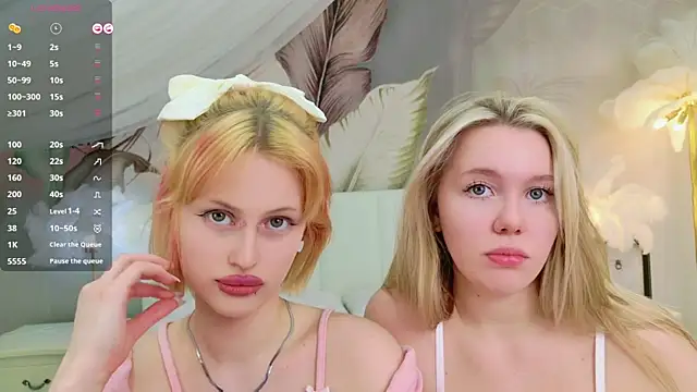 Snapshot of AliceMorr chatting on January 2025 12:07:02 PM AliceMorr online show from January 2025 12:07:02 PM