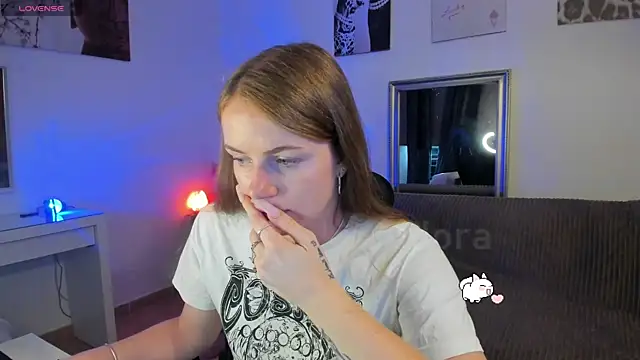 Piinkpandora online show from October 2025 02:29:01 PM