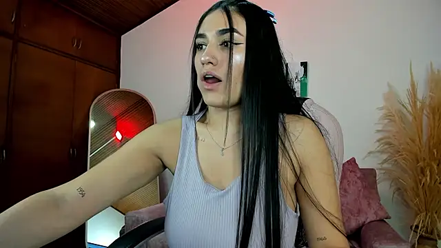 Alheli 16 online show from November 2025 11:46:02 AM