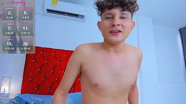 Nathan Bluee online show from December 2024 07:03:02 PM