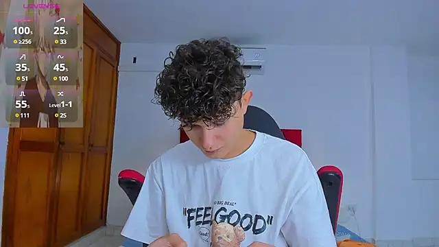 Nathan Bluee online show from December 2024 01:32:02 PM