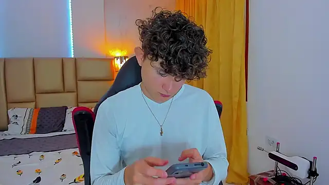 Nathan Bluee online show from January 2025 04:57:02 PM