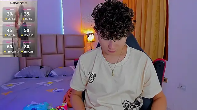 Nathan Bluee online show from February 2025 12:06:02 PM