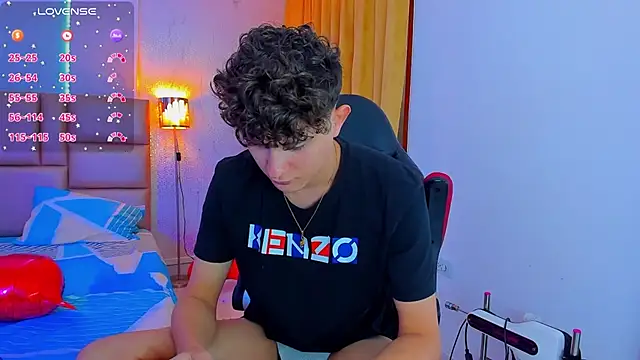 Nathan Bluee online show from February 2025 04:26:02 PM