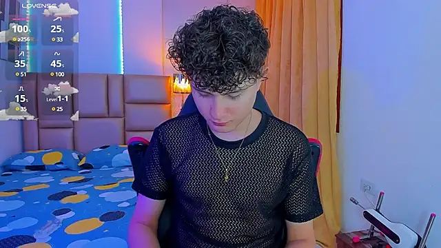 Nathan Bluee online show from March 2025 01:32:02 PM