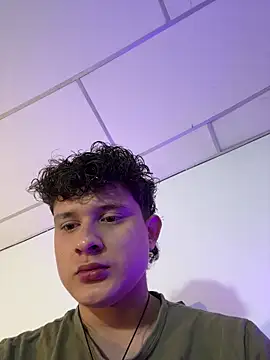 Nathan Bluee online show from October 2025 03:02:02 PM