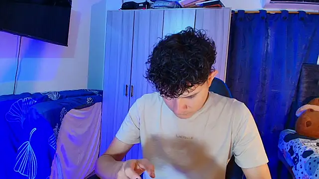 Nathan Bluee online show from February 2026 04:43:02 PM