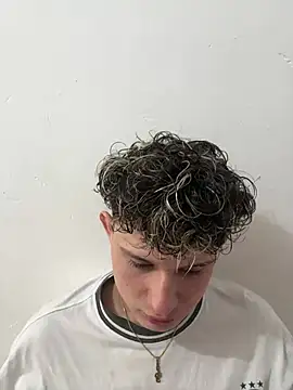 Nathan Bluee online show from April 2026 04:23:01 PM