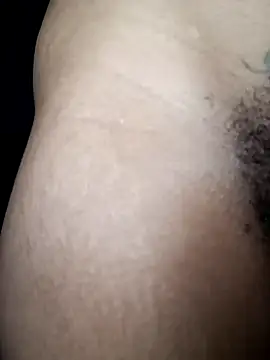 Snapshot of MILFCandy chatting on February 2025 01:13:01 AM MILFCandy online show from February 2025 01:13:01 AM